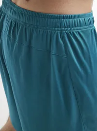 1905572-625000_CRAFT SQUAD SHORT SOLID M_Closeup5.jpg